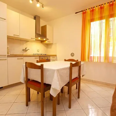 Ground Floor Retreat With Bbq * Rovinj