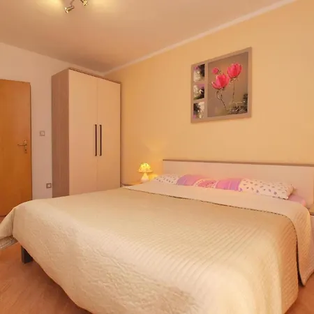 Daire Ground Floor Retreat With Bbq *