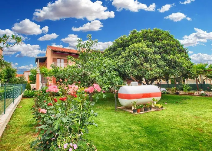 Apartamento Ground Floor Retreat With Bbq Rovinj