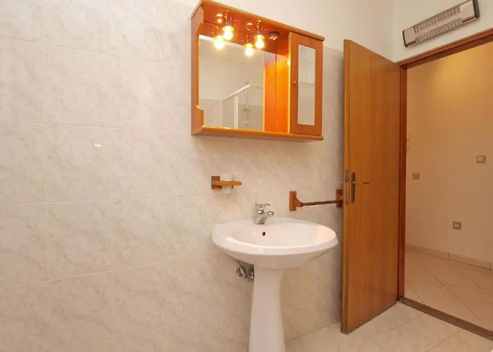 Apartamento Ground Floor Retreat With Bbq Rovinj