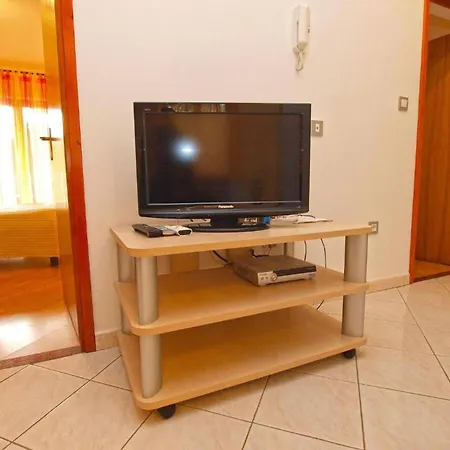 Ground Floor Retreat With Bbq