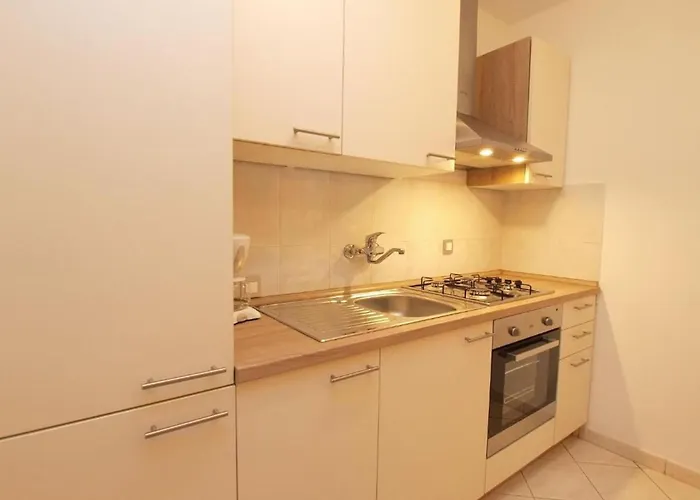 Ground Floor Retreat With Bbq *