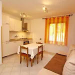 Apartment Ground Floor Retreat With Bbq *