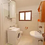 Ground Floor Retreat With Bbq Rovinj